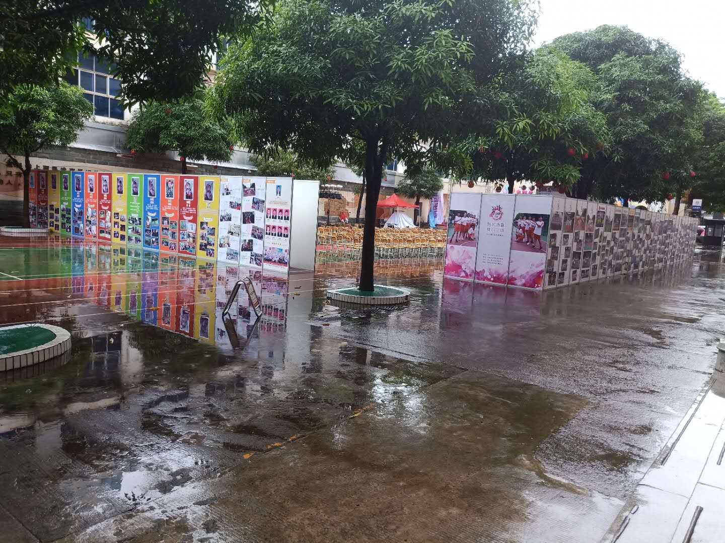 八棱柱宣傳展板 八棱柱宣傳展板