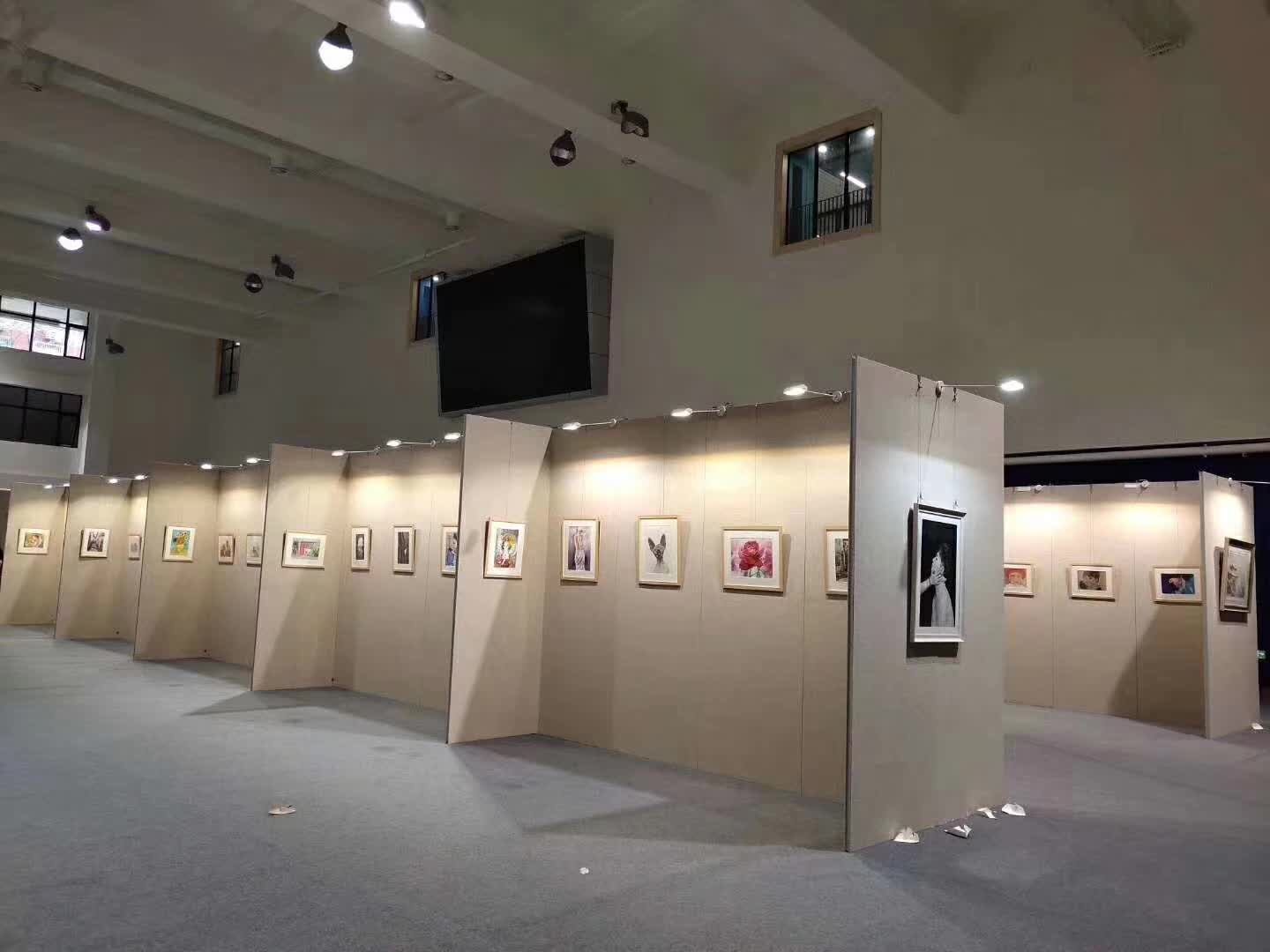 無縫展板材質
