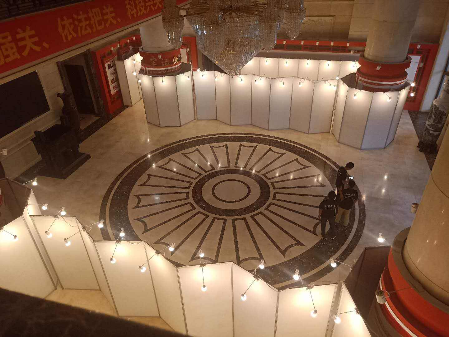 八棱柱展板 八棱柱展板